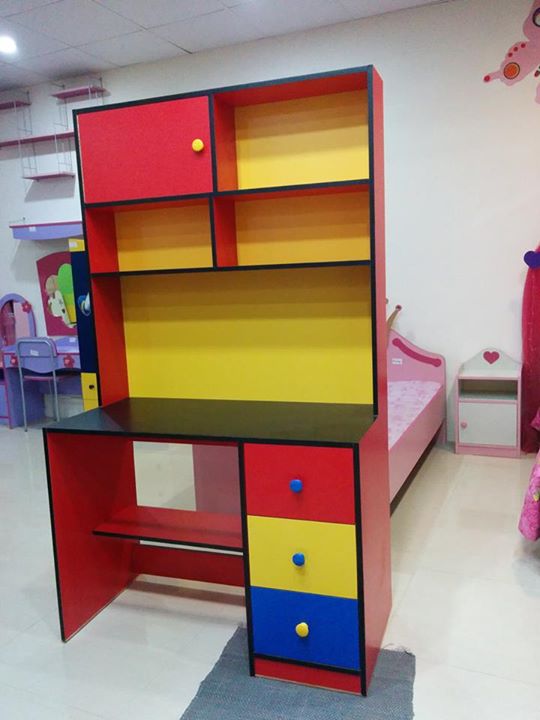 Buy Study Table at Best Price Online in Pakistan on Apnafurniture.pk
