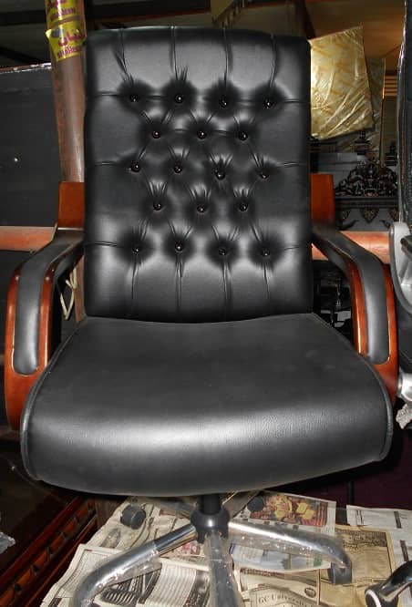 Buy Office Chair at Best Price Online in Pakistan on Apnafurniture.pk