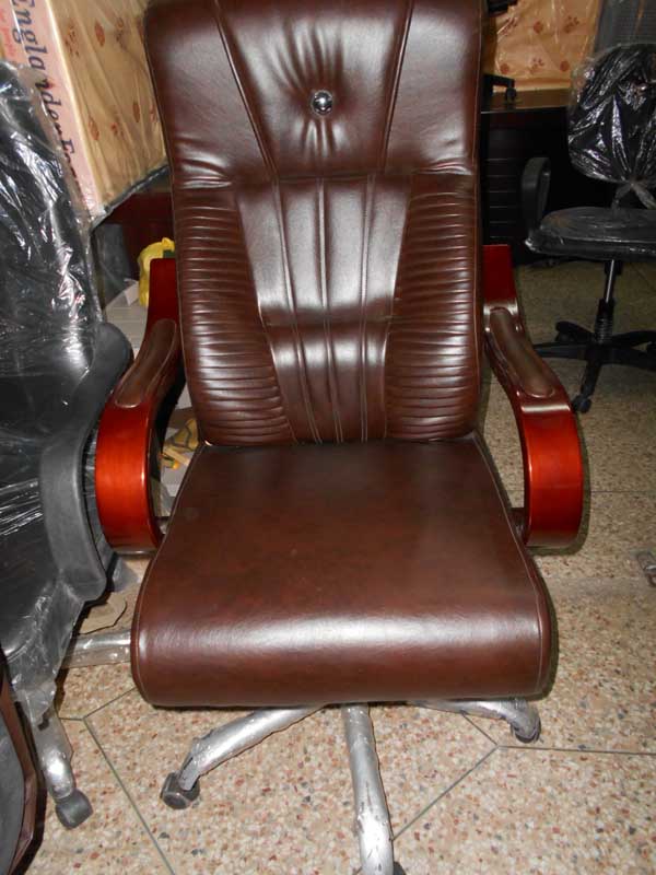 Buy Office Chair at Best Price Online in Pakistan on Apnafurniture.pk