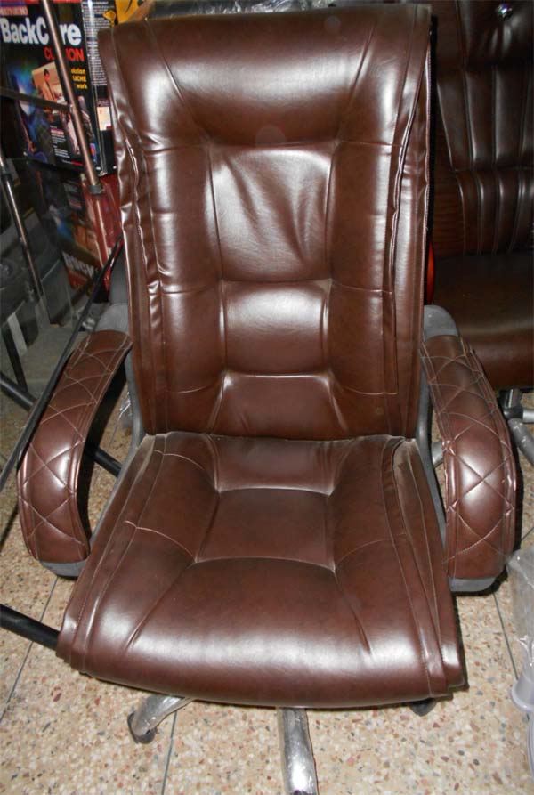 Buy Office Chair at Best Price Online in Pakistan on Apnafurniture.pk
