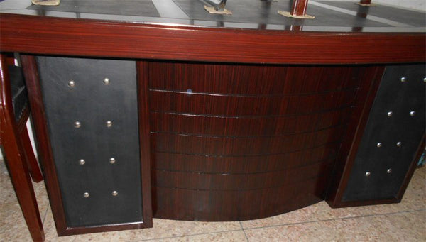 Buy Office Table at Best Price Online in Pakistan on Apnafurniture.pk