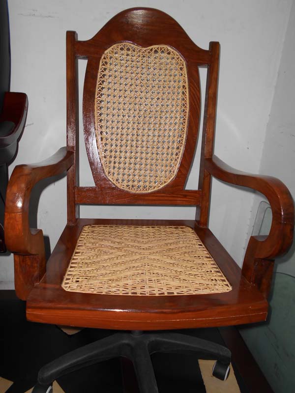 Buy Office Chair at Best Price Online in Pakistan on Apnafurniture.pk