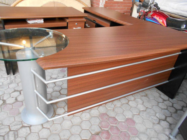 Buy Office Table at Best Price Online in Pakistan on Apnafurniture.pk