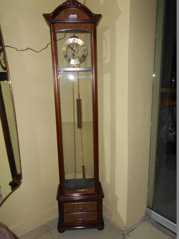Buy Clock at Best Price Online in Pakistan on Apnafurniture.pk