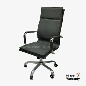 Office chair in black Leatherette with foam padding